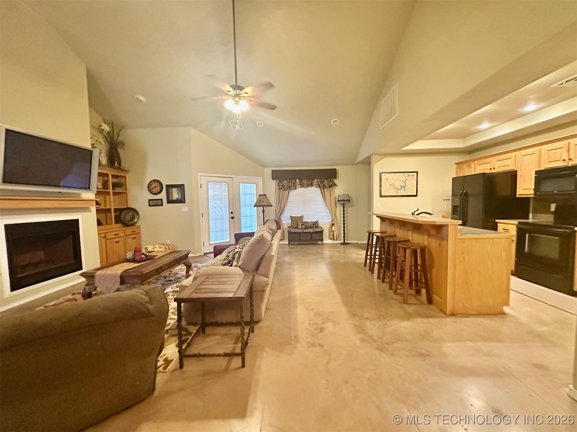 1908 Rhynes-childress Loop Property Photo 5