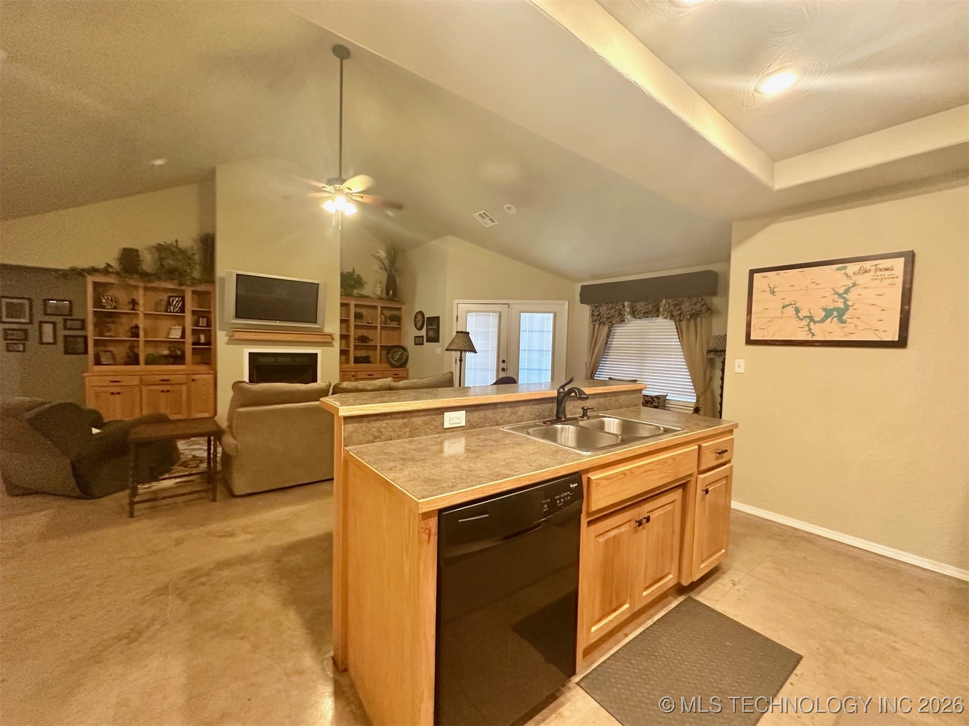 1908 Rhynes-childress Loop Property Photo 7