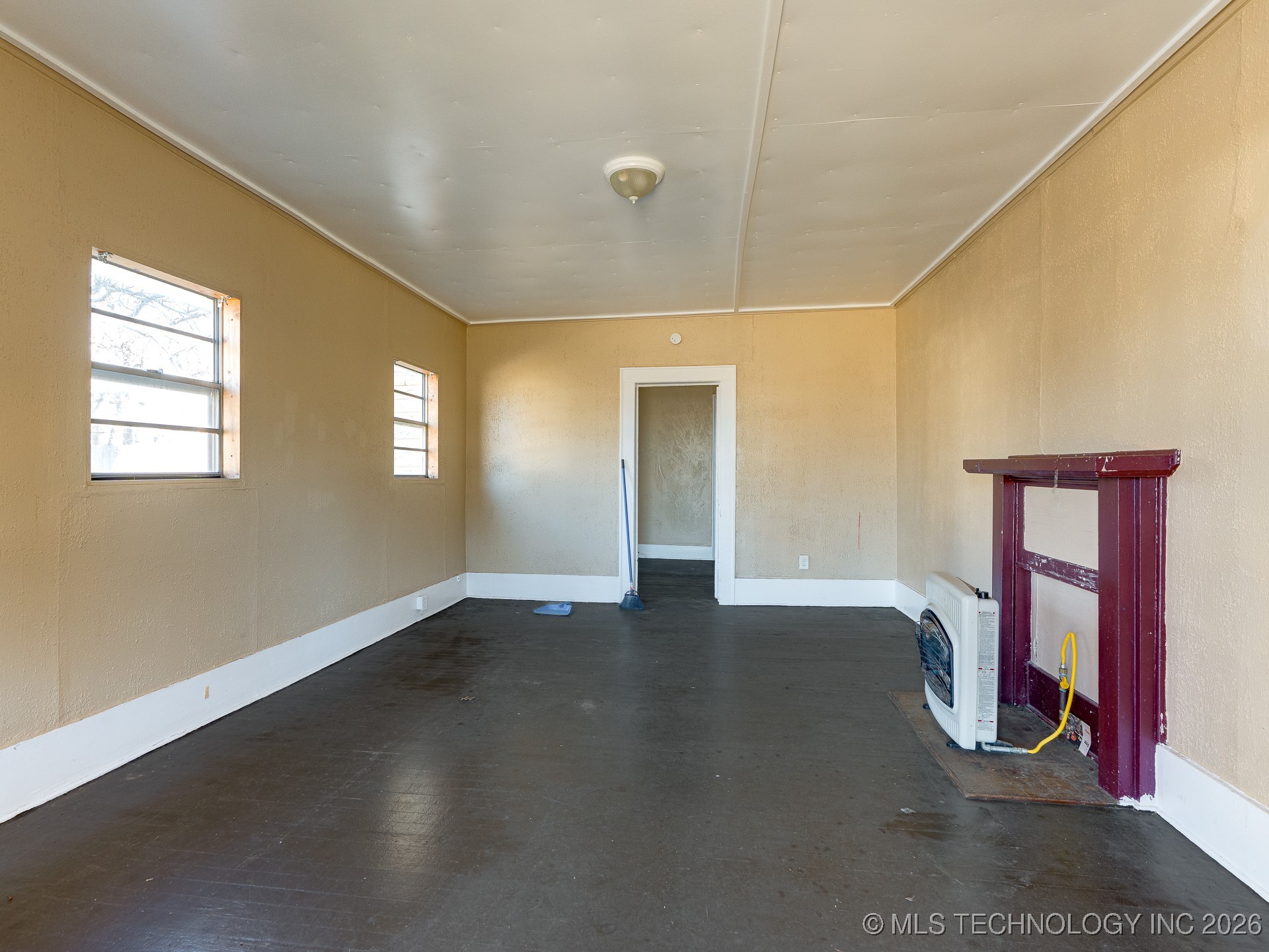 916 S Townsend Street Property Photo 3