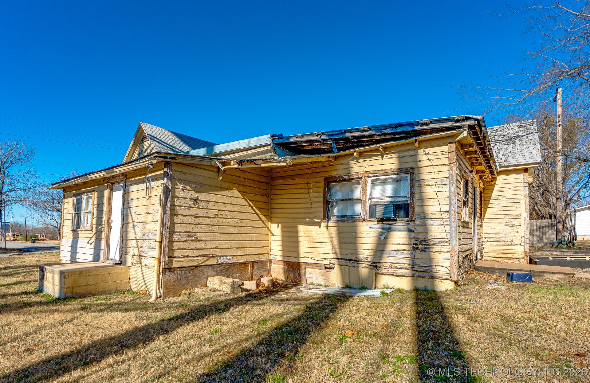 916 S Townsend Street Property Photo 10