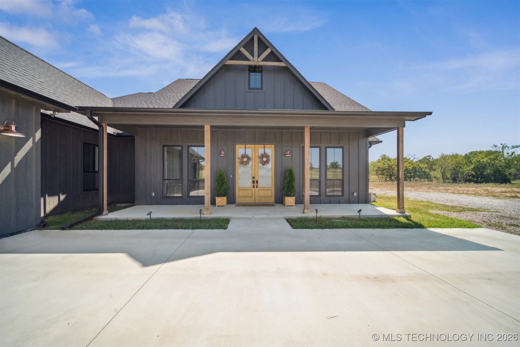 3111 S Rosebud Lane Property Photo 5