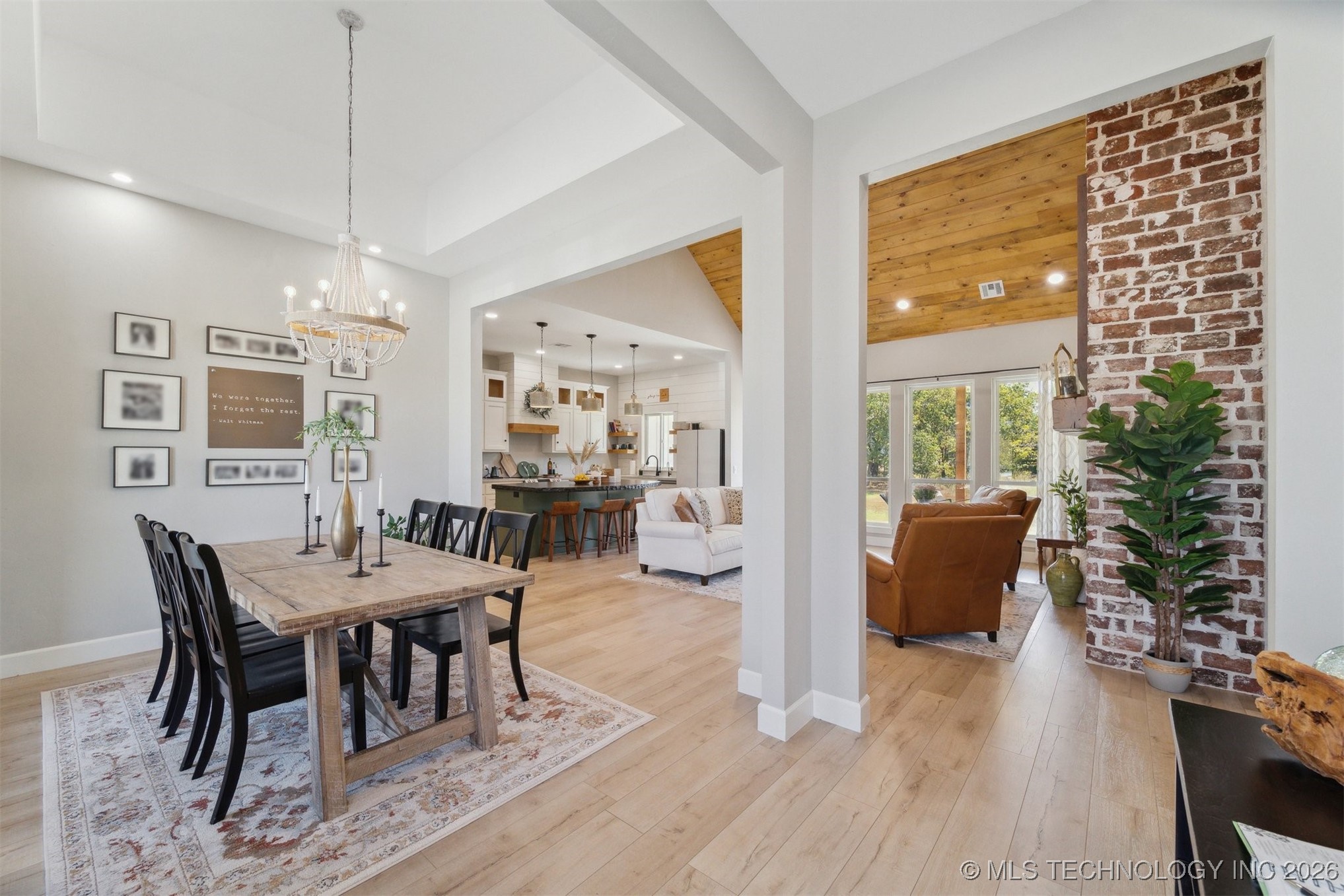 3111 S Rosebud Lane Property Photo 9