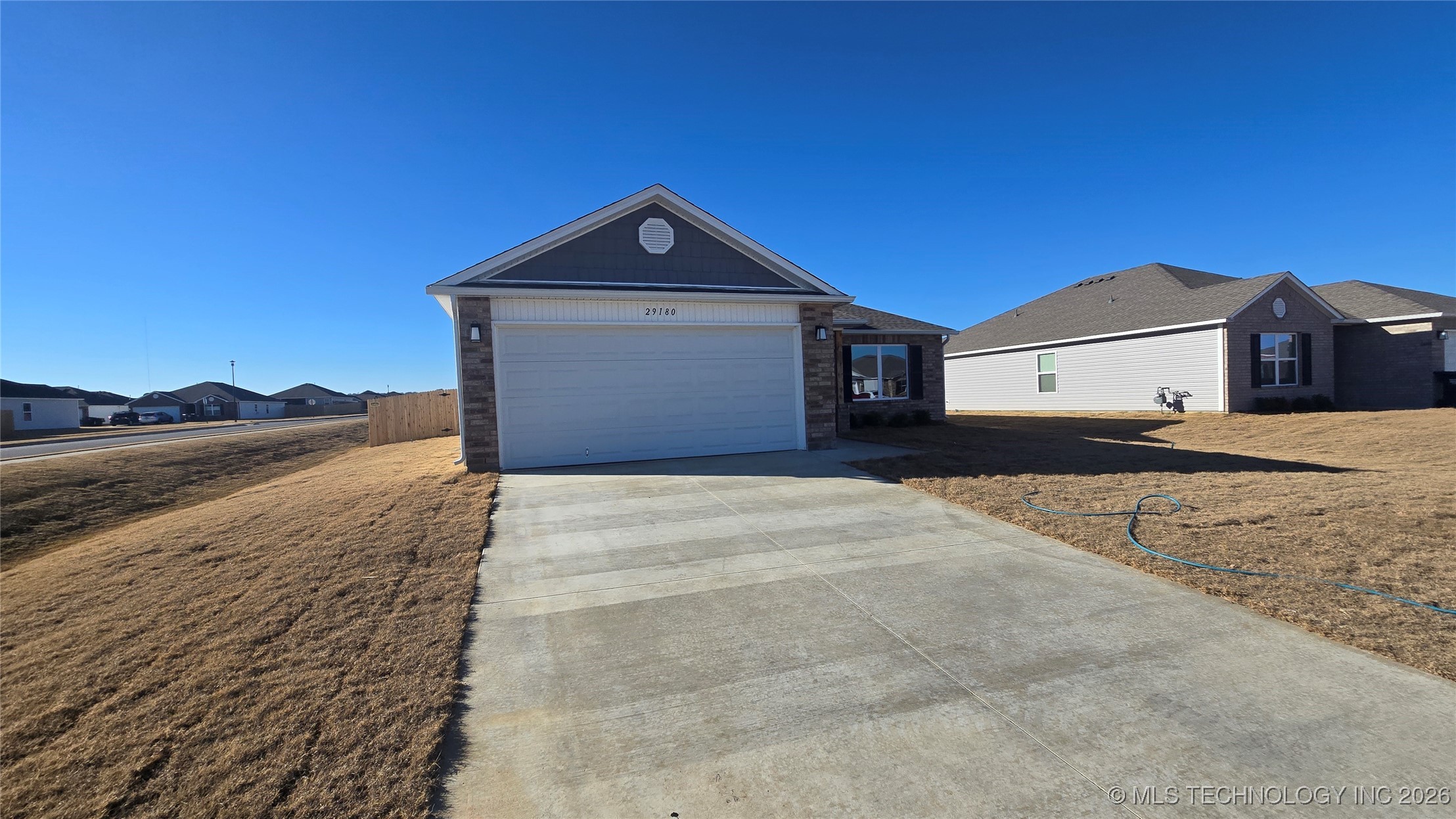 29180 E 79th Street S Property Photo 2