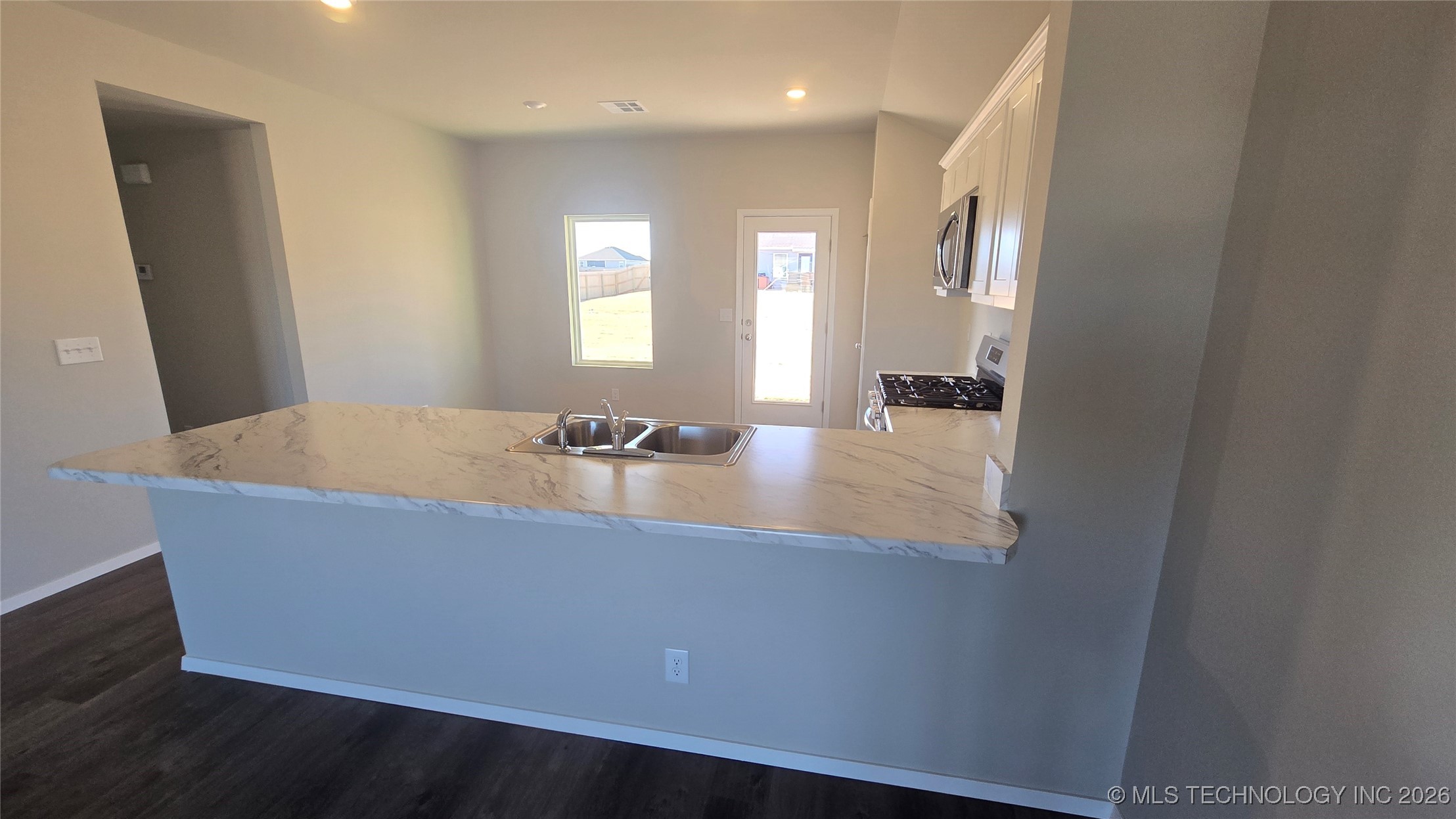 29180 E 79th Street S Property Photo 5