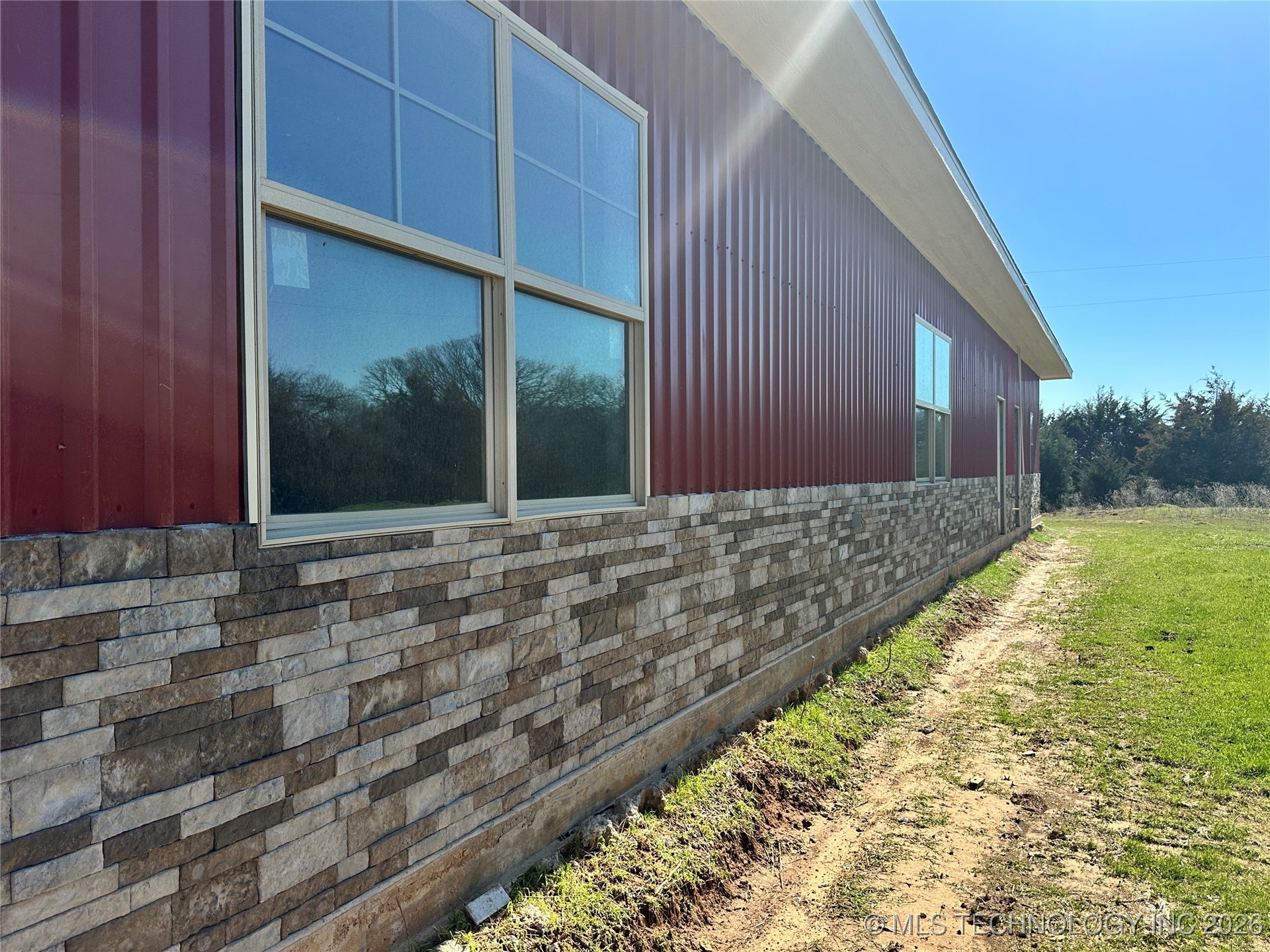 1860 W Bumpass Property Photo 6