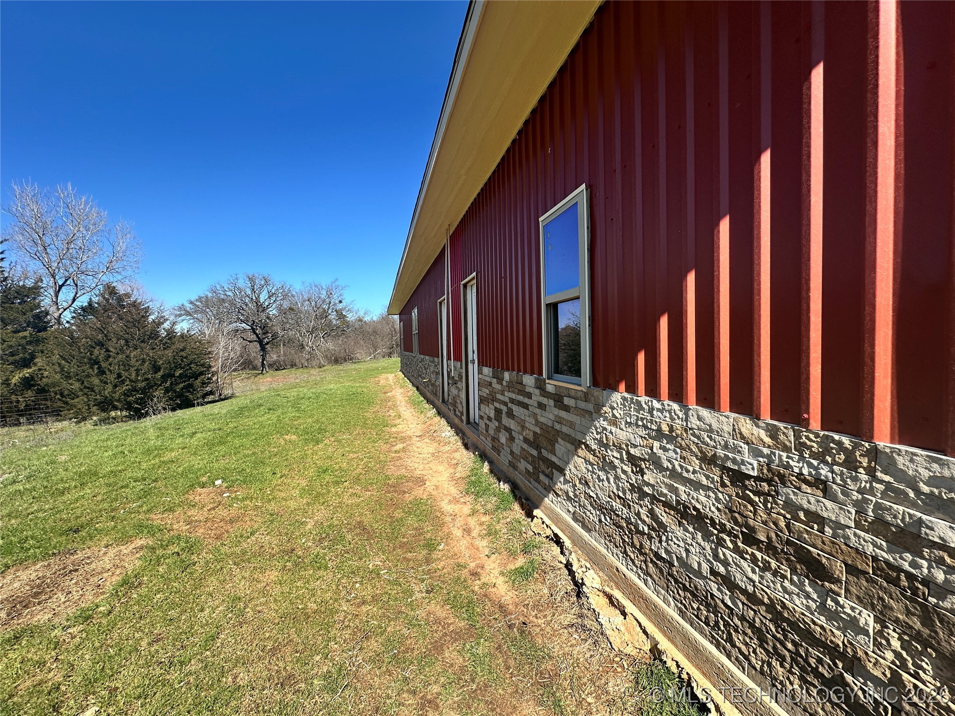 1860 W Bumpass Property Photo 7