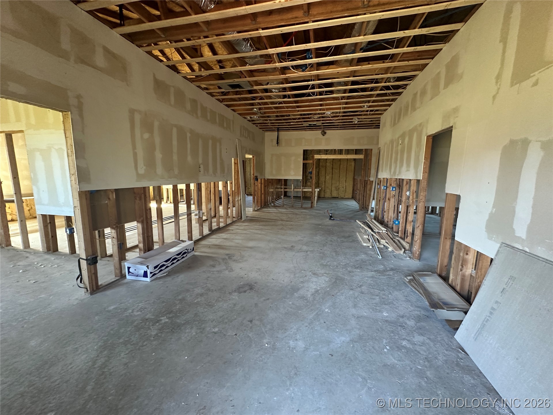 1860 W Bumpass Property Photo 9