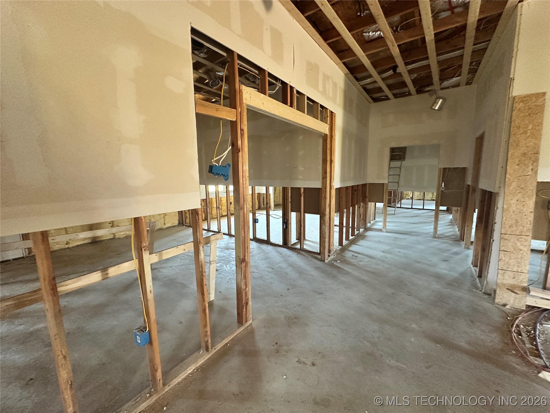 1860 W Bumpass Property Photo 12