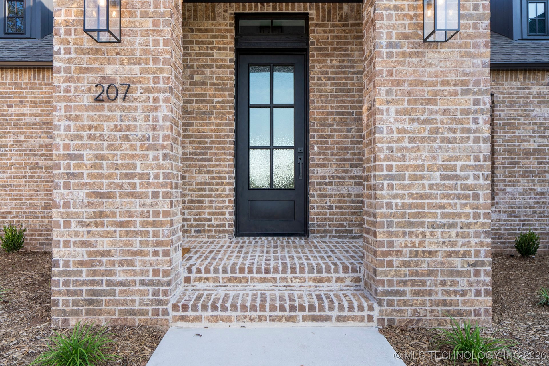 207 W 172nd Street S Property Photo 5