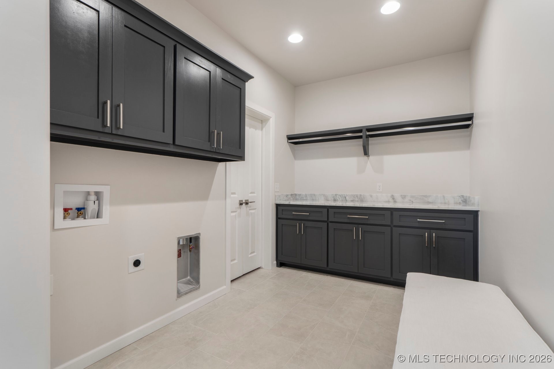 207 W 172nd Street S Property Photo 31