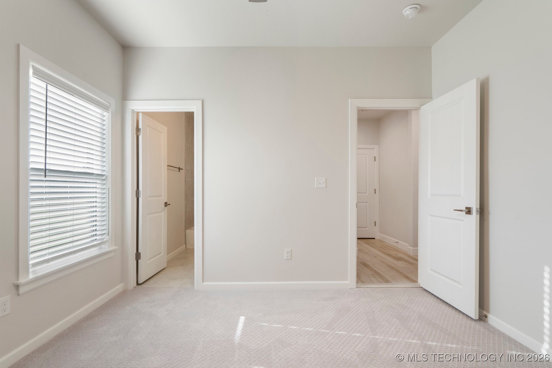 207 W 172nd Street S Property Photo 35