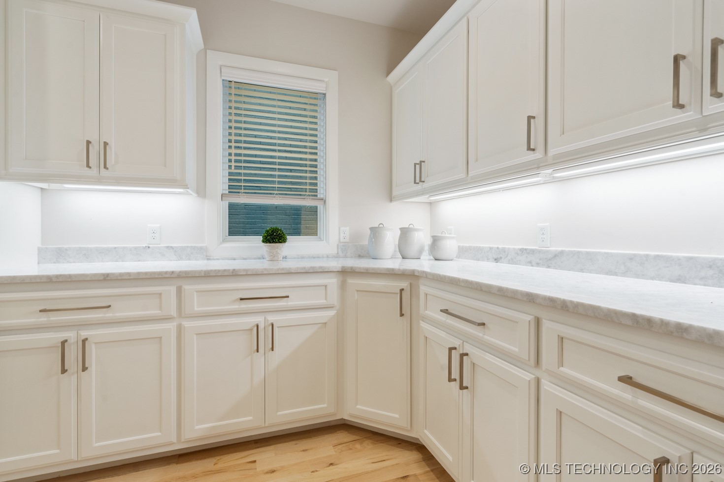 5809 E 126th Place S Property Photo 17