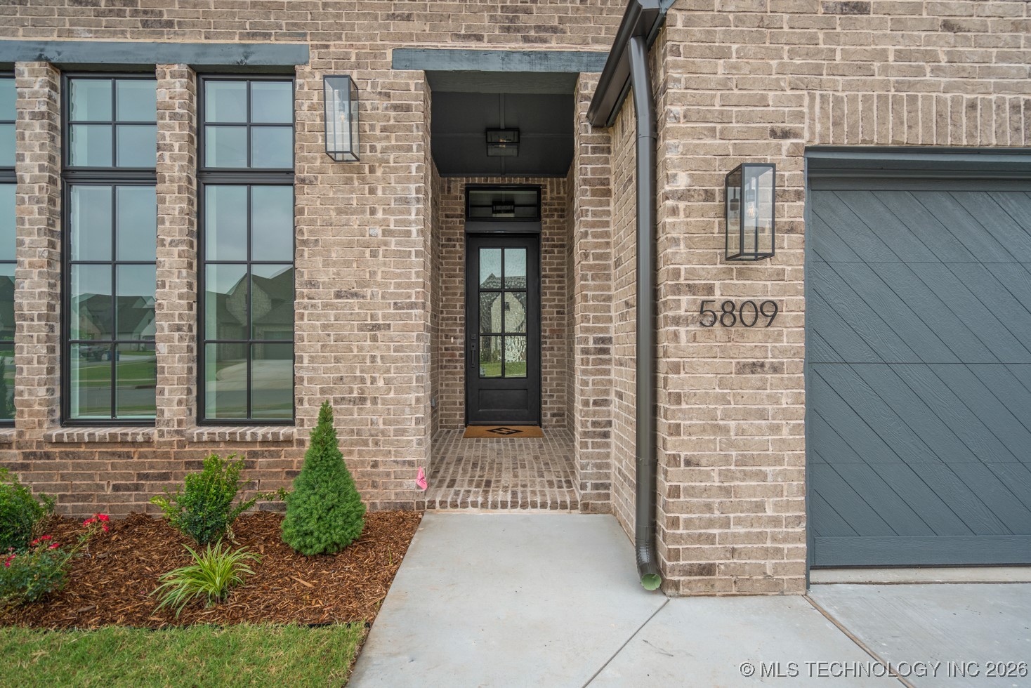 5809 E 126th Place S Property Photo 37