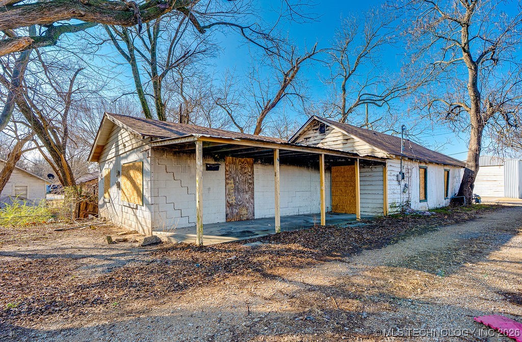 112 Maywood Street Property Photo 3