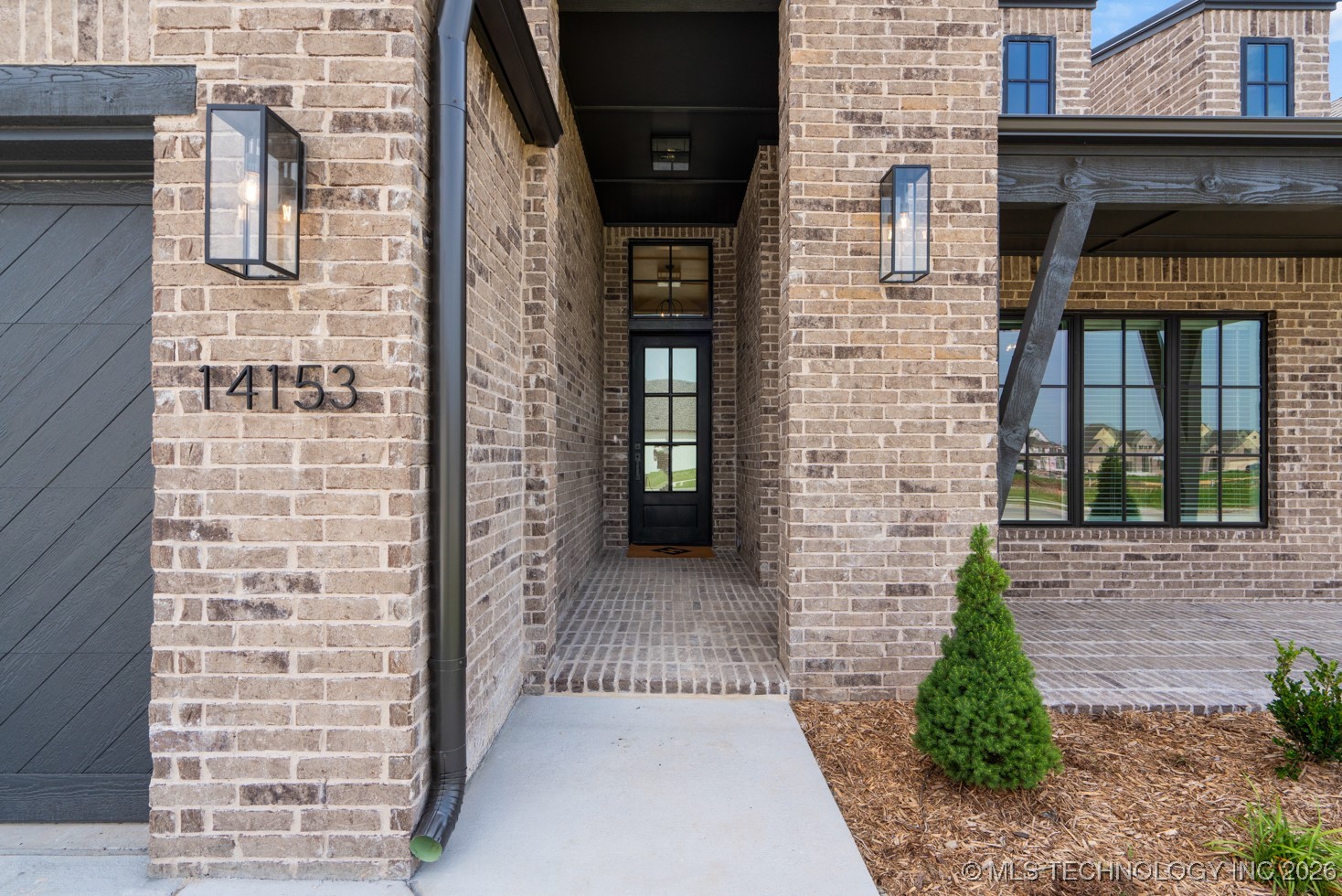 14153 S Evanston Avenue Property Photo 2