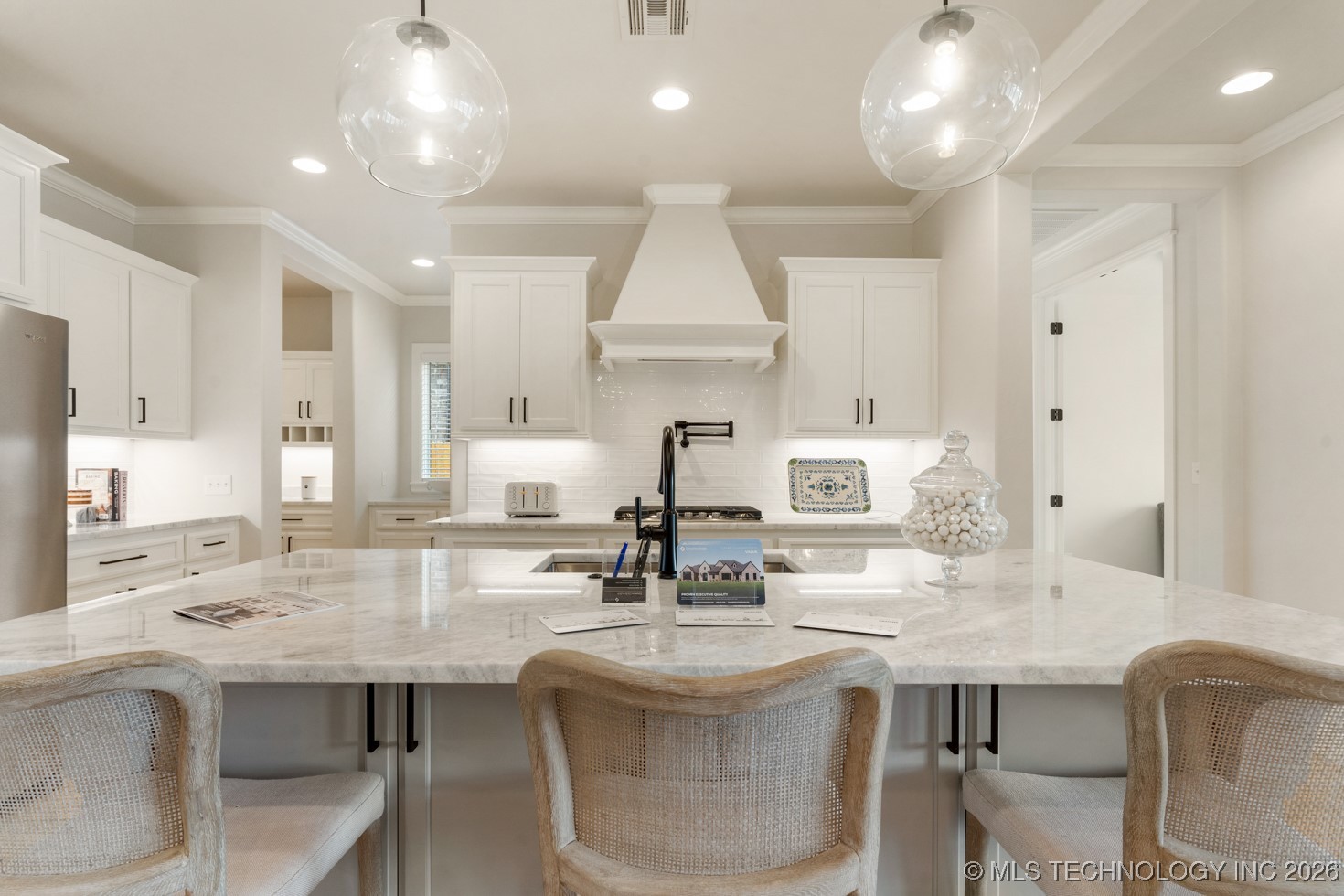 14153 S Evanston Avenue Property Photo 11