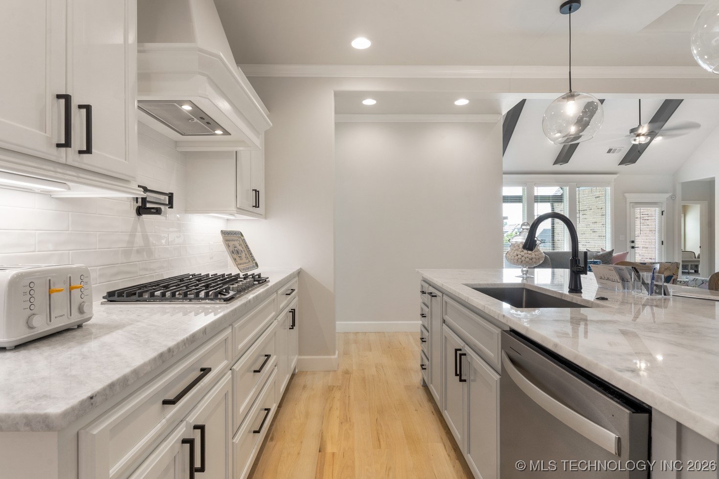 14153 S Evanston Avenue Property Photo 12