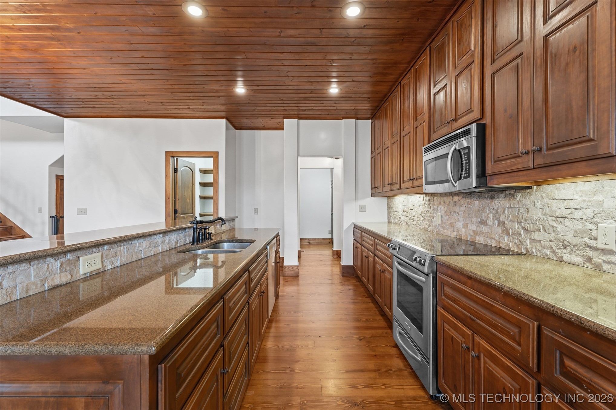 34206 Osprey Road Property Photo 13