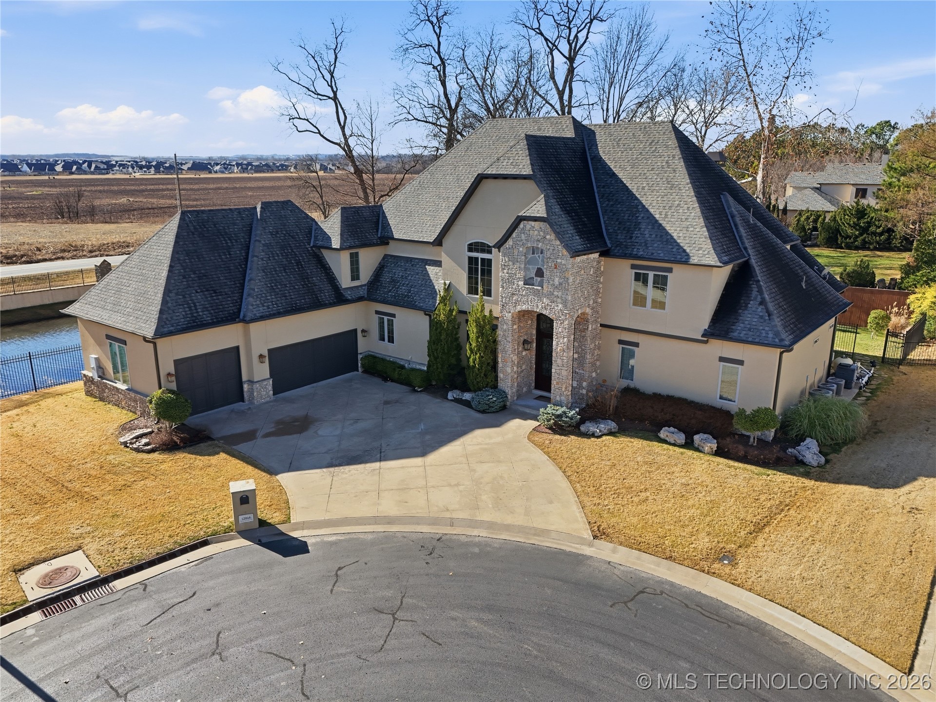 12014 S Kingston Place Property Photo 1