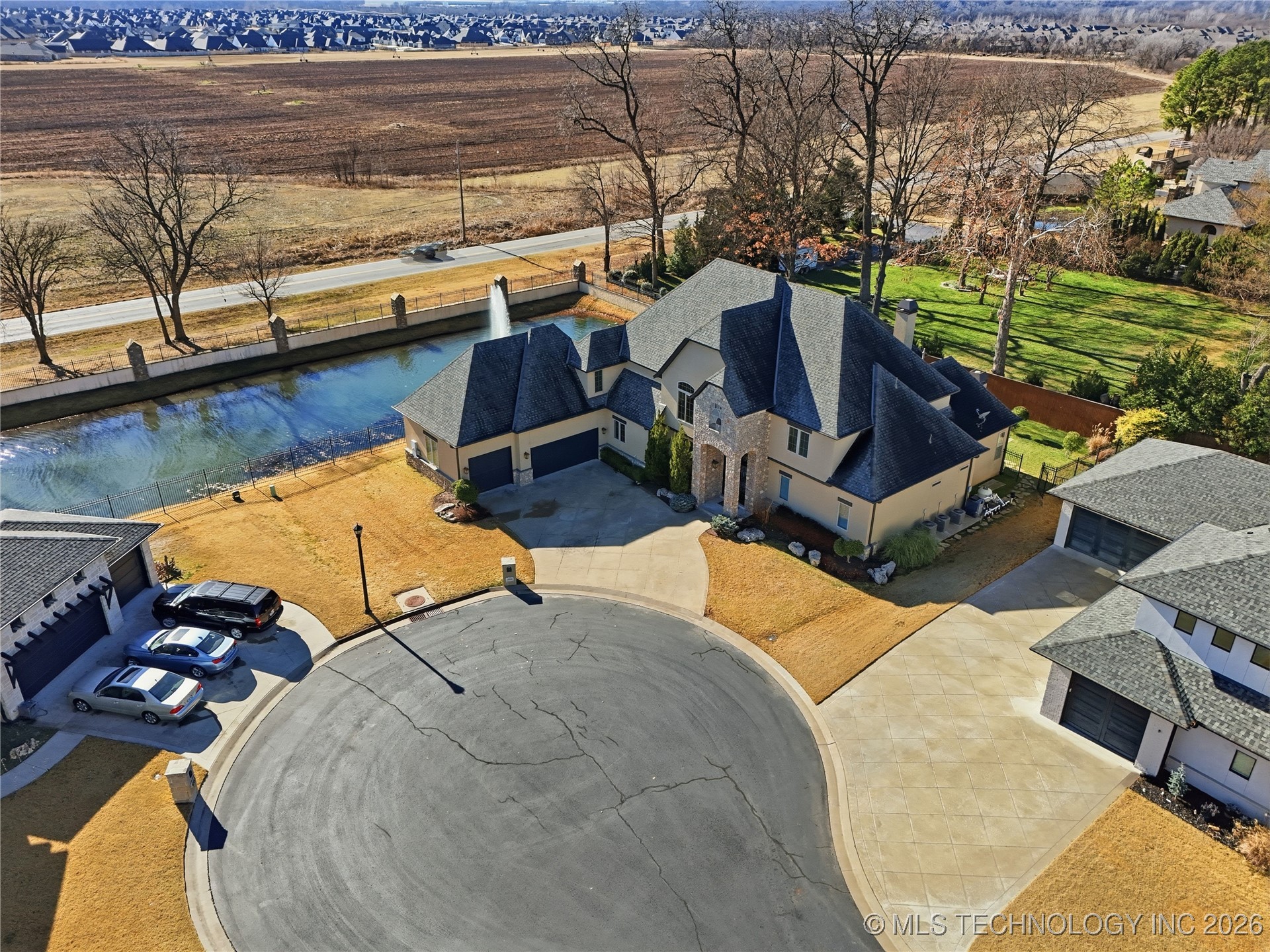 12014 S Kingston Place Property Photo 2