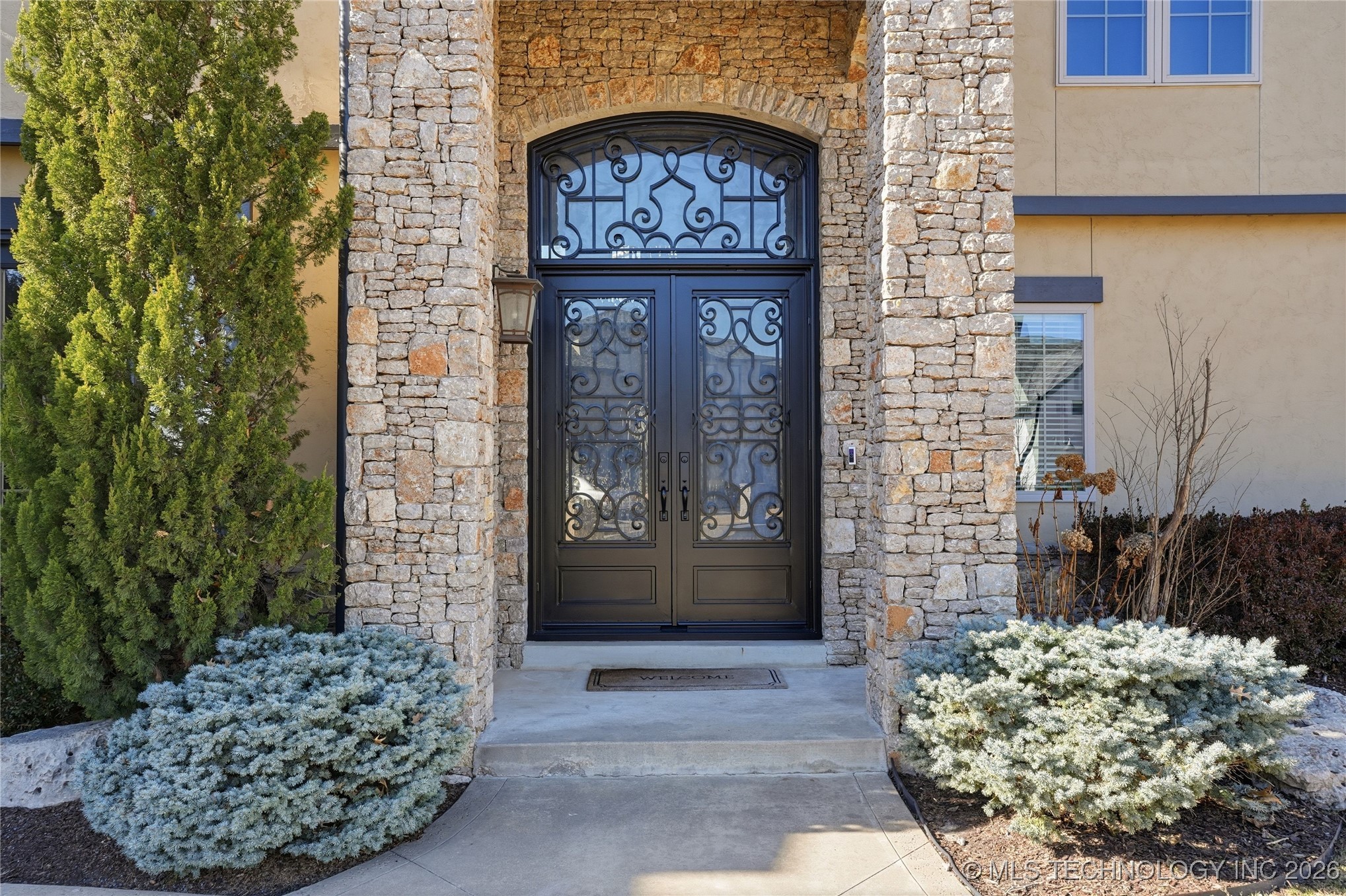 12014 S Kingston Place Property Photo 4