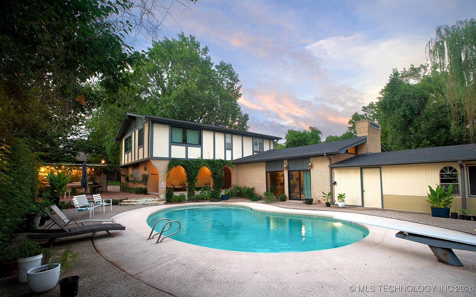 4207 Denison Street Property Photo 1