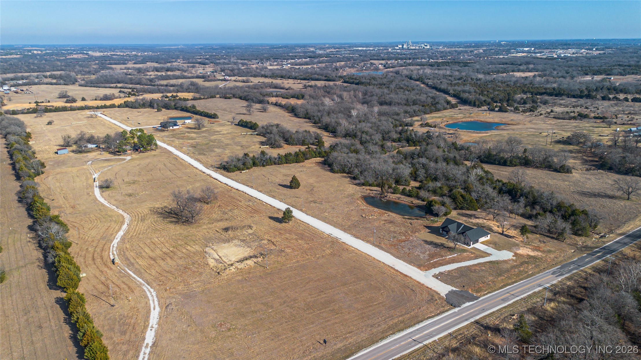 16780 County Road 3523 Property Photo 15