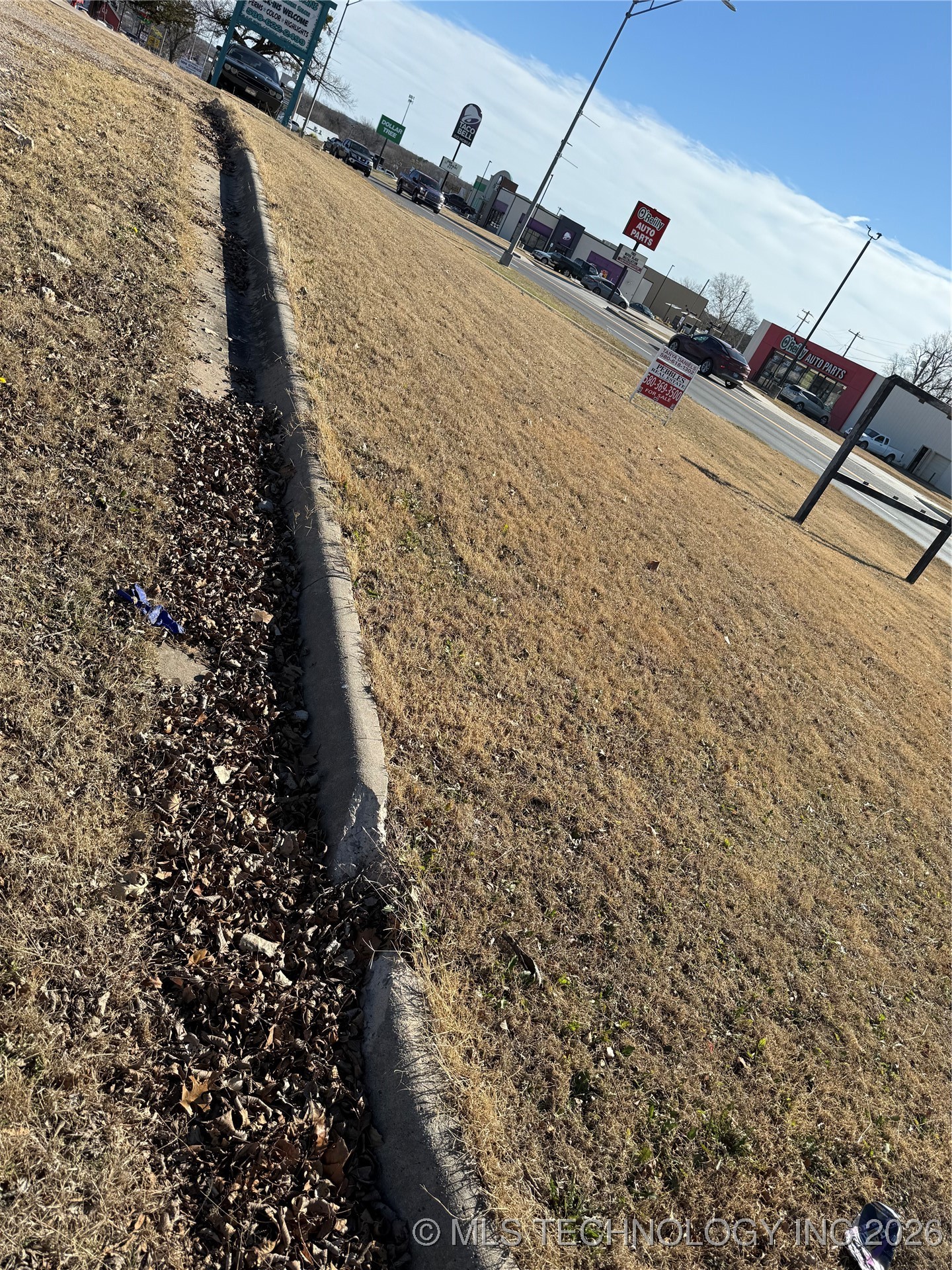 1718 W Broadway Avenue Property Photo 5