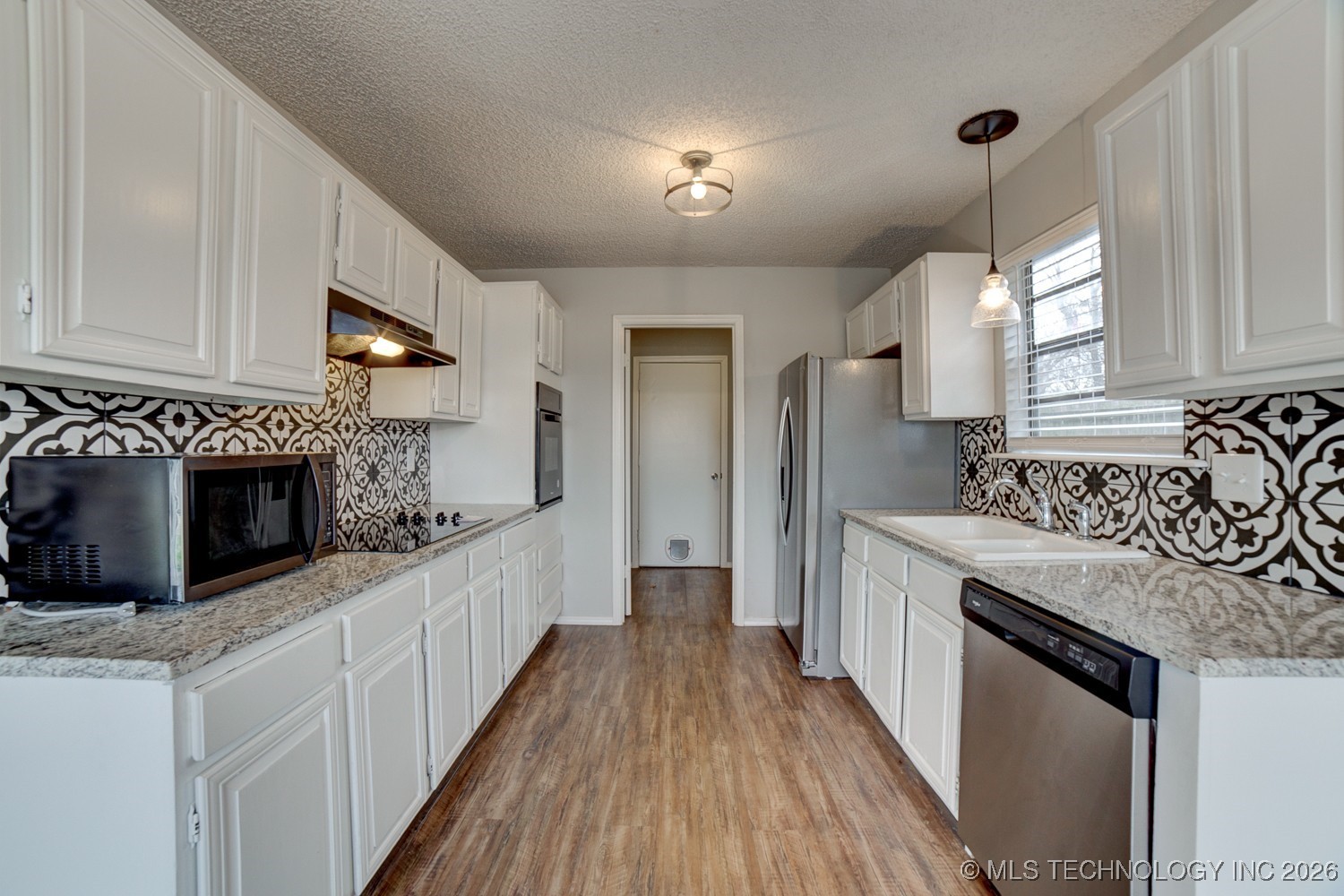 520 W Roanoke Street Property Photo 8