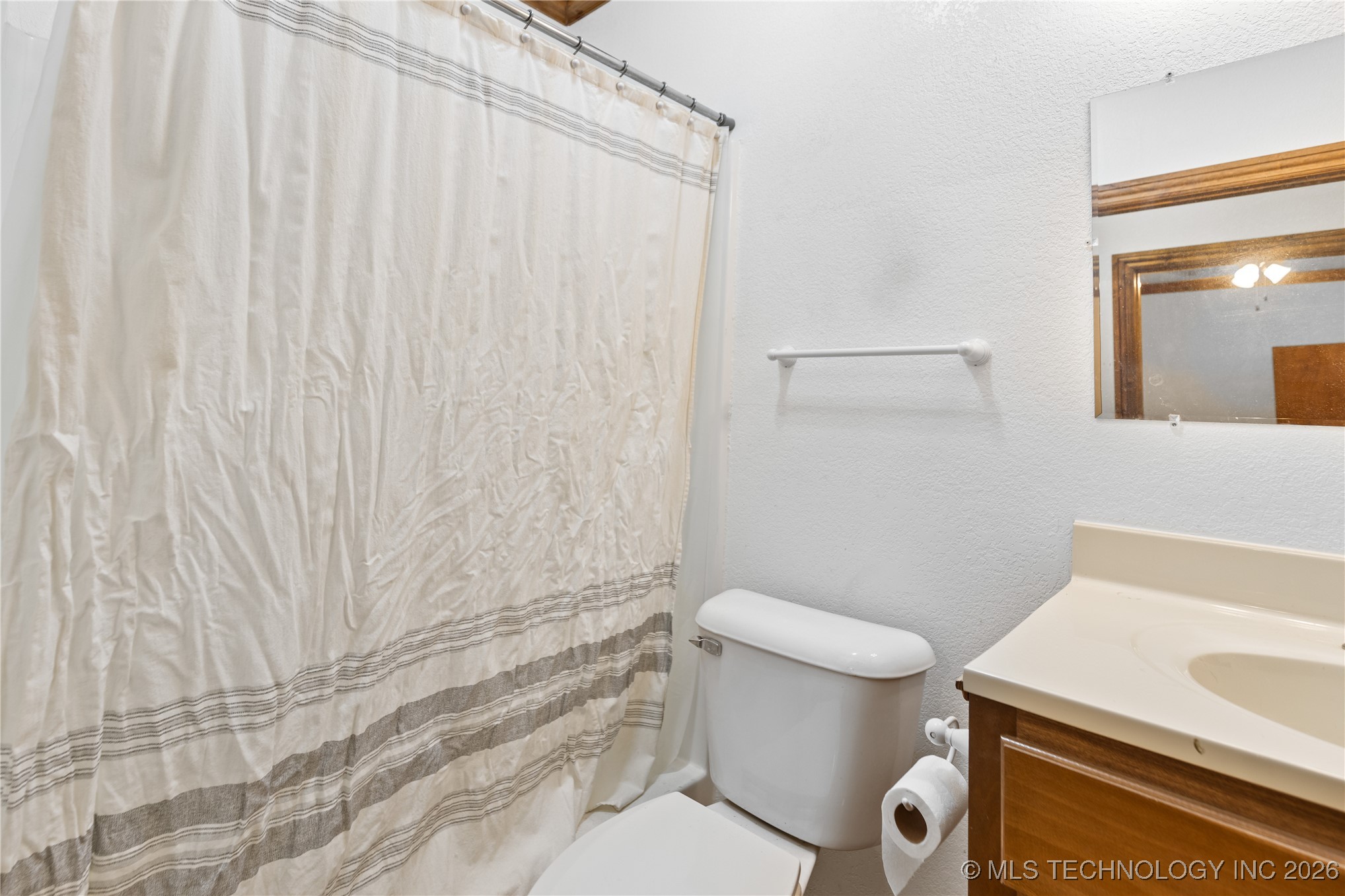 8100 Wainwright Road Property Photo 11