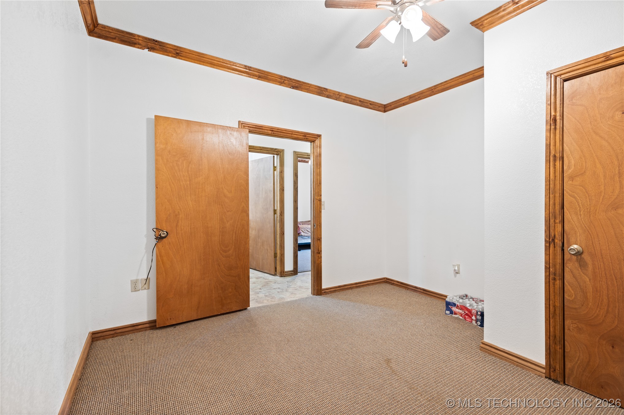 8100 Wainwright Road Property Photo 13