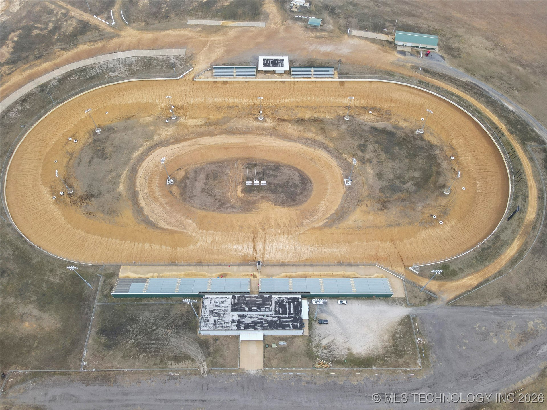 8100 Wainwright Road Property Photo 15