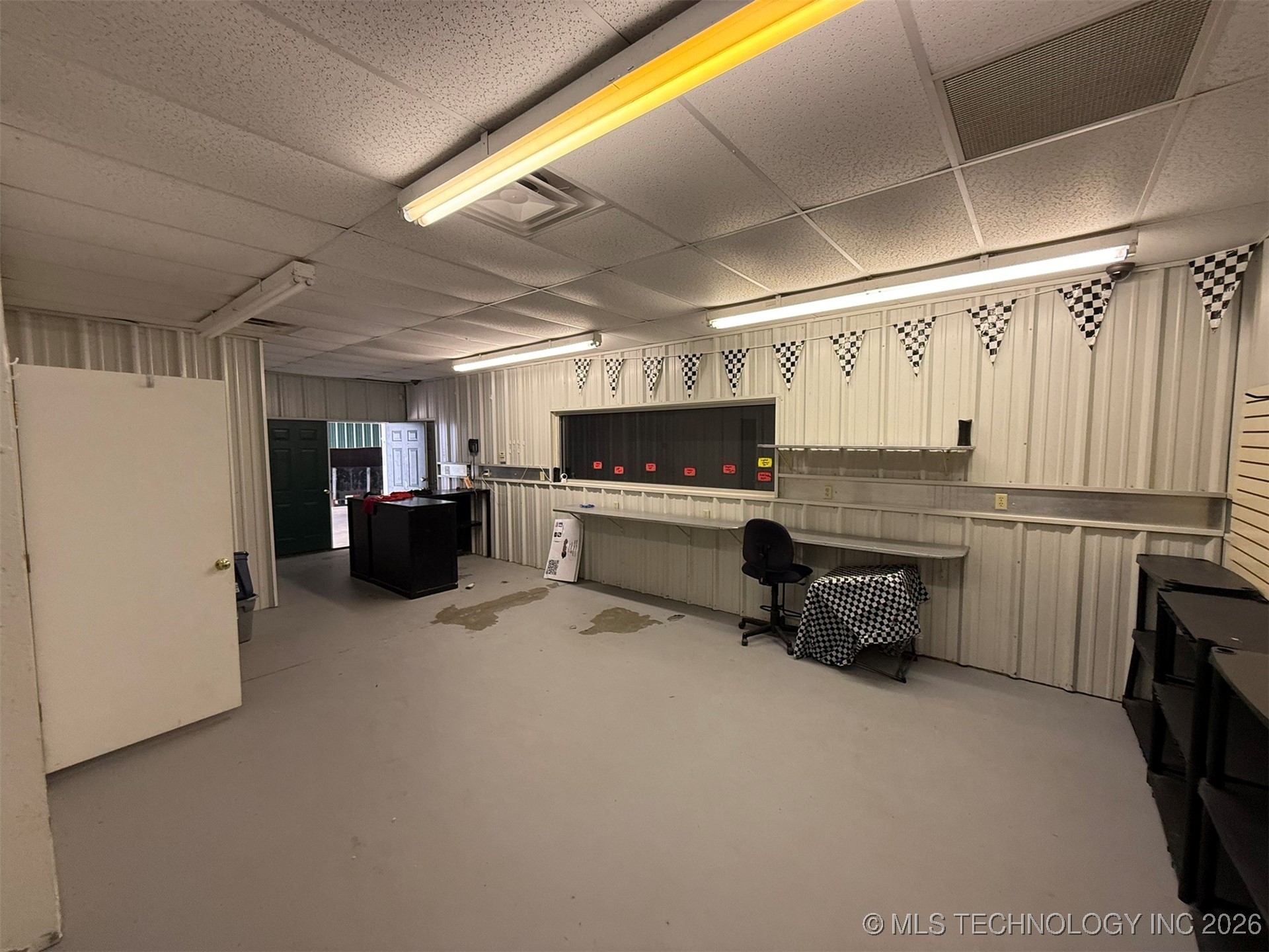 8100 Wainwright Road Property Photo 30