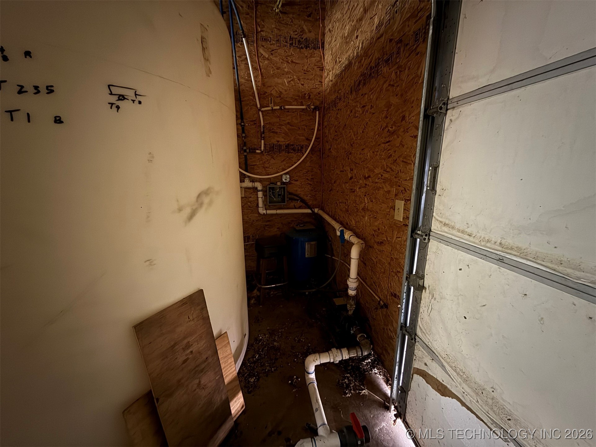 8100 Wainwright Road Property Photo 36