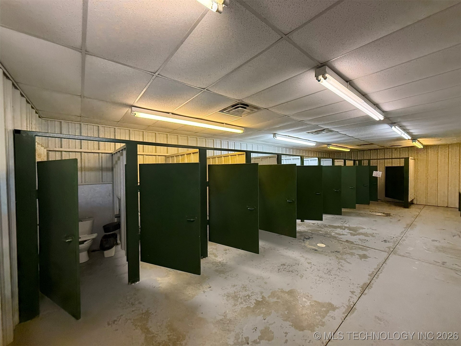 8100 Wainwright Road Property Photo 42