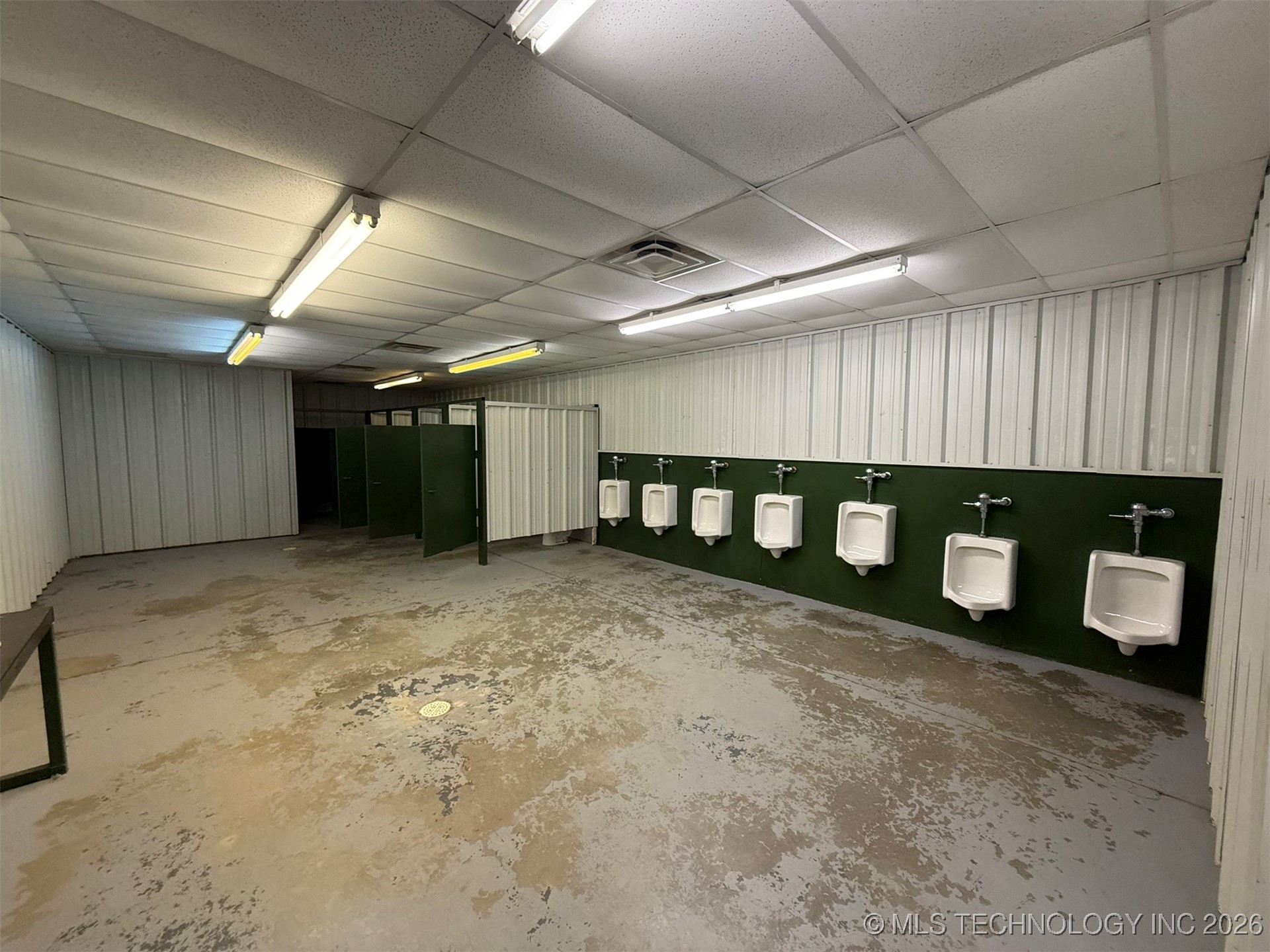 8100 Wainwright Road Property Photo 48