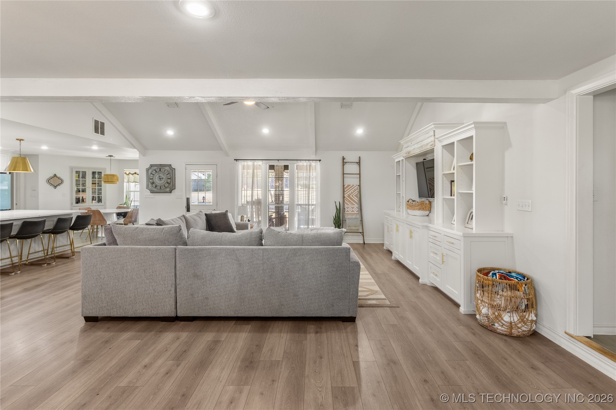 2604 Ridgeway Property Photo 7