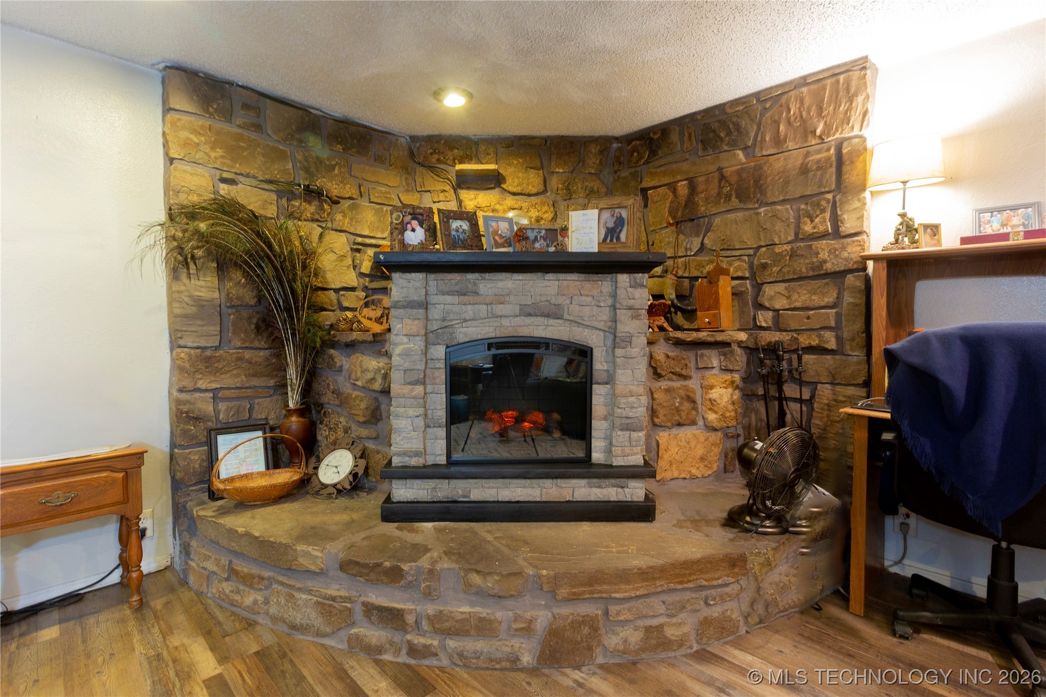 4537 Ne 104th Road Property Photo 9