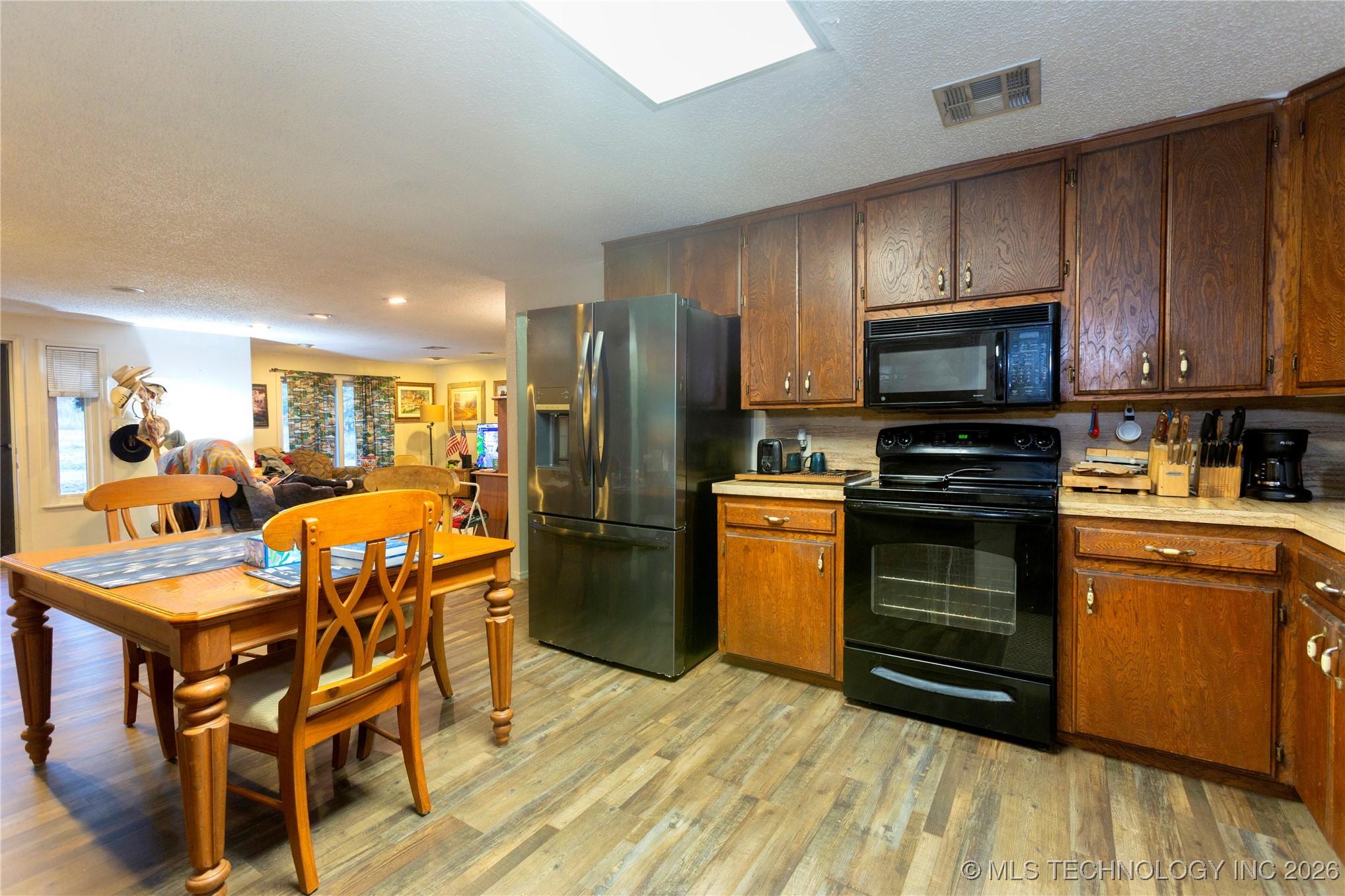 4537 Ne 104th Road Property Photo 15