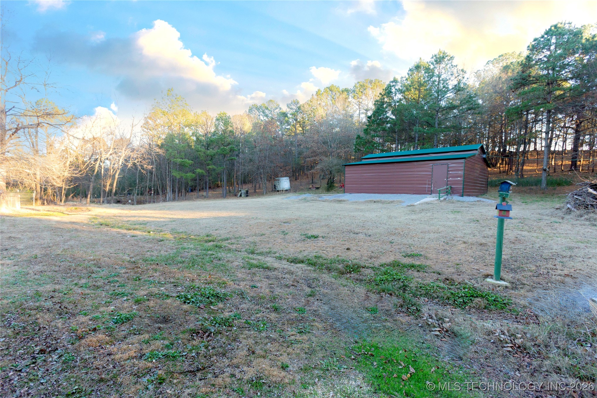 4537 Ne 104th Road Property Photo 44