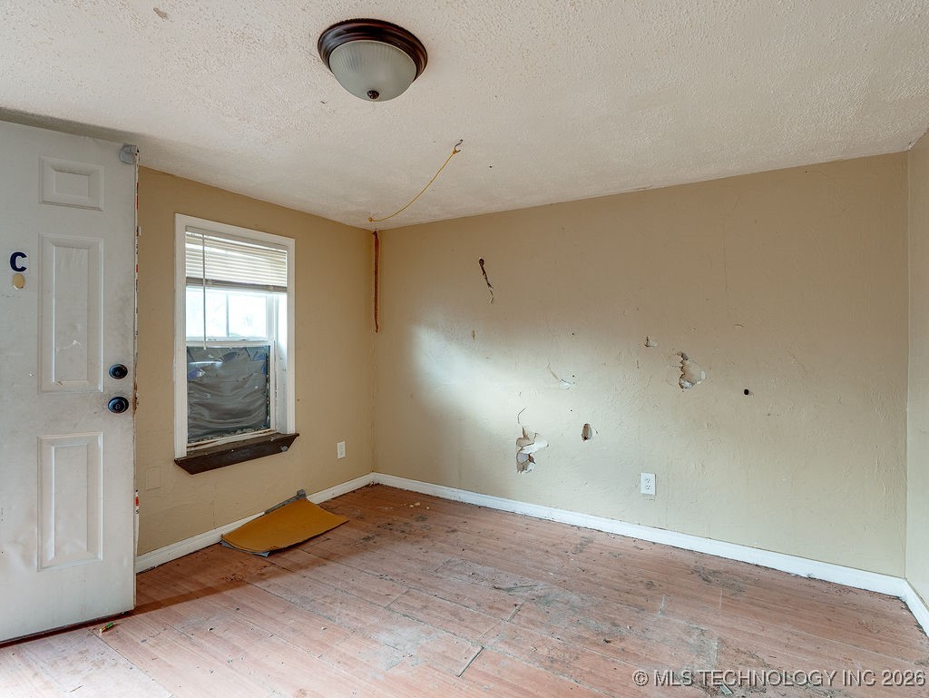 911 N Cherry Street Property Photo 4