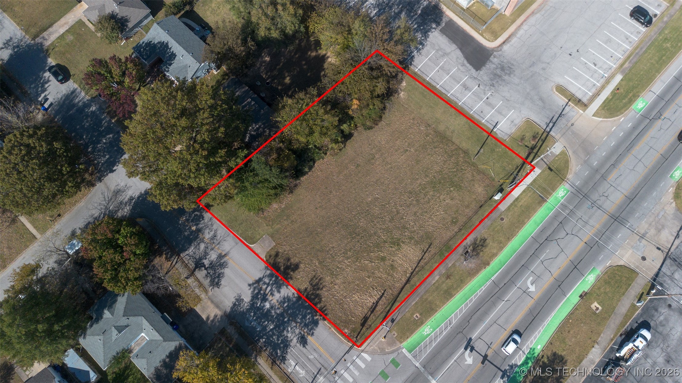 1524 S Main Street Property Photo 1