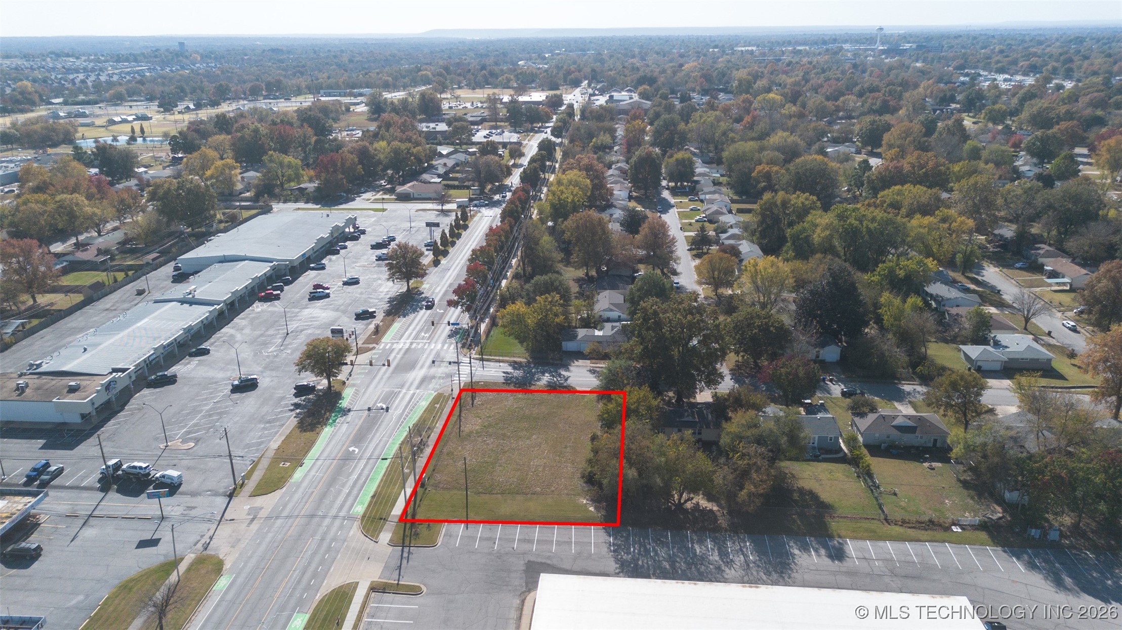 1524 S Main Street Property Photo 5