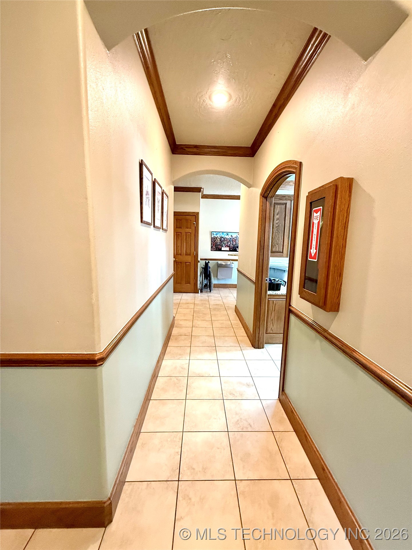 709 E Downing Street Property Photo 10