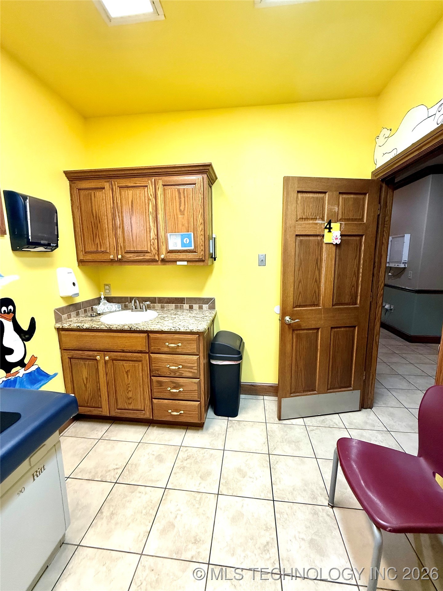 709 E Downing Street Property Photo 14