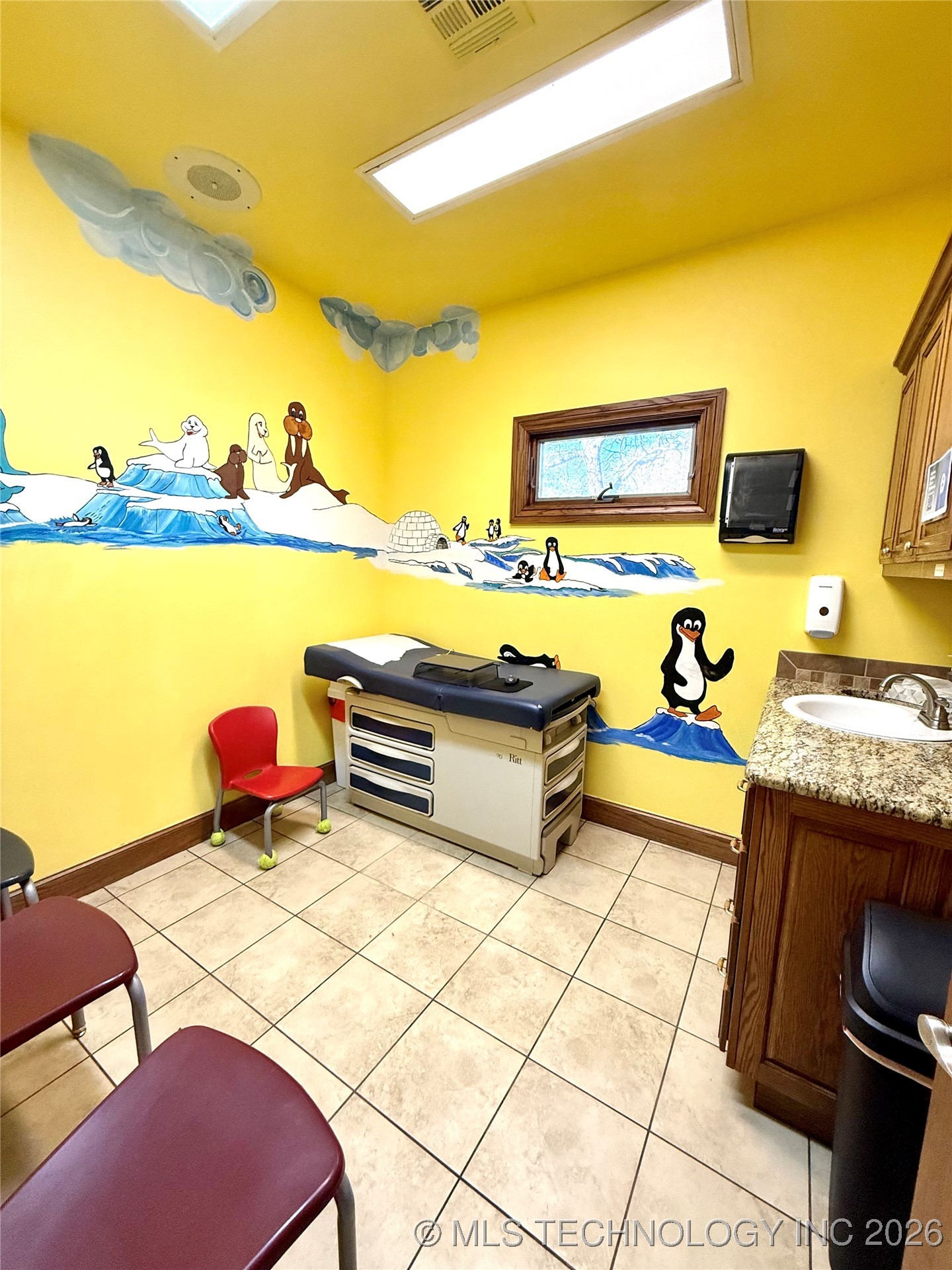 709 E Downing Street Property Photo 15