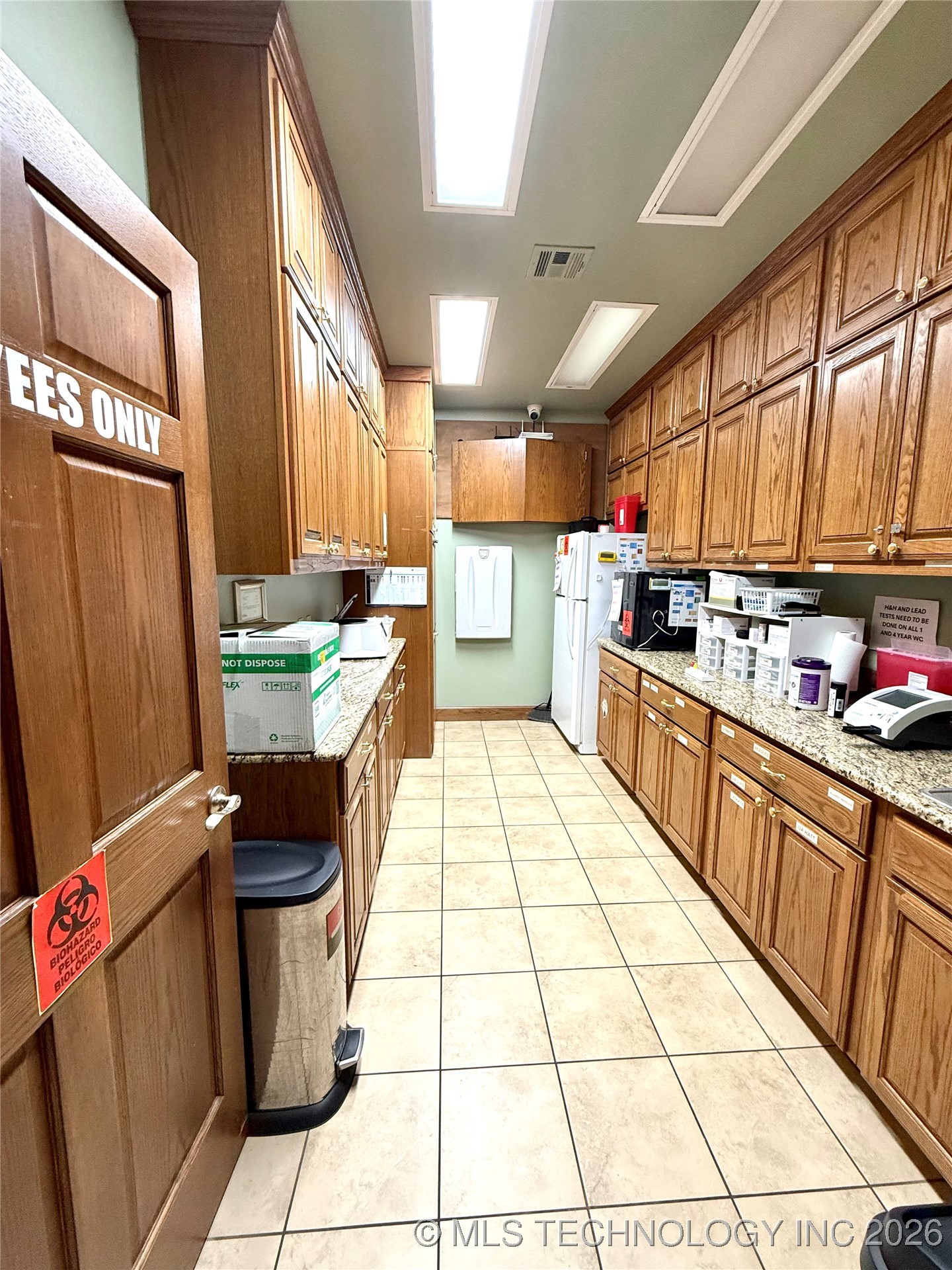 709 E Downing Street Property Photo 17