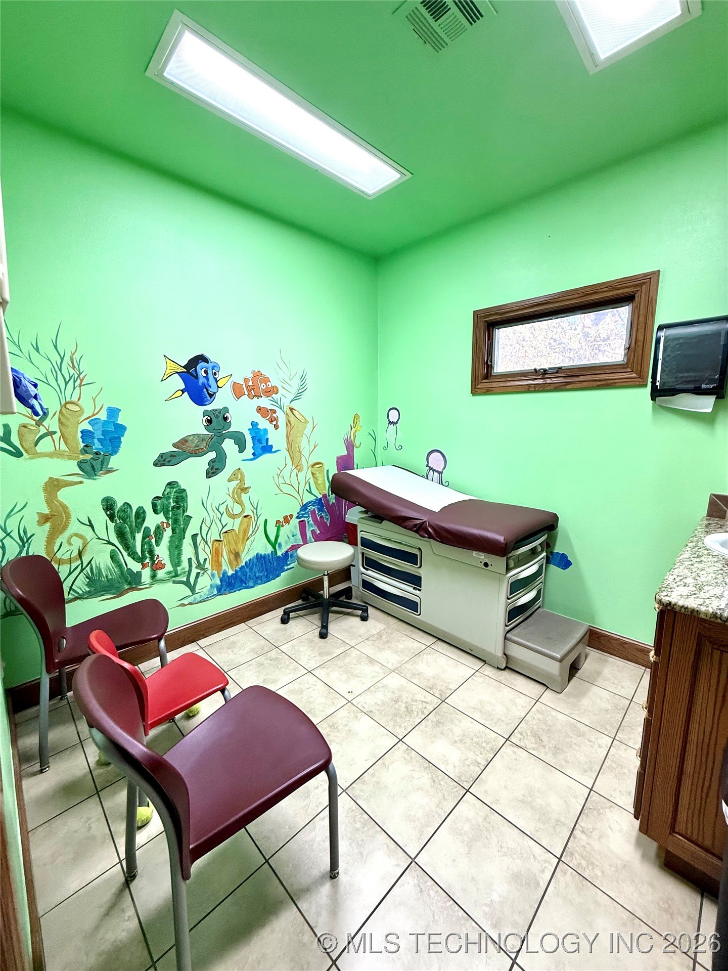 709 E Downing Street Property Photo 18