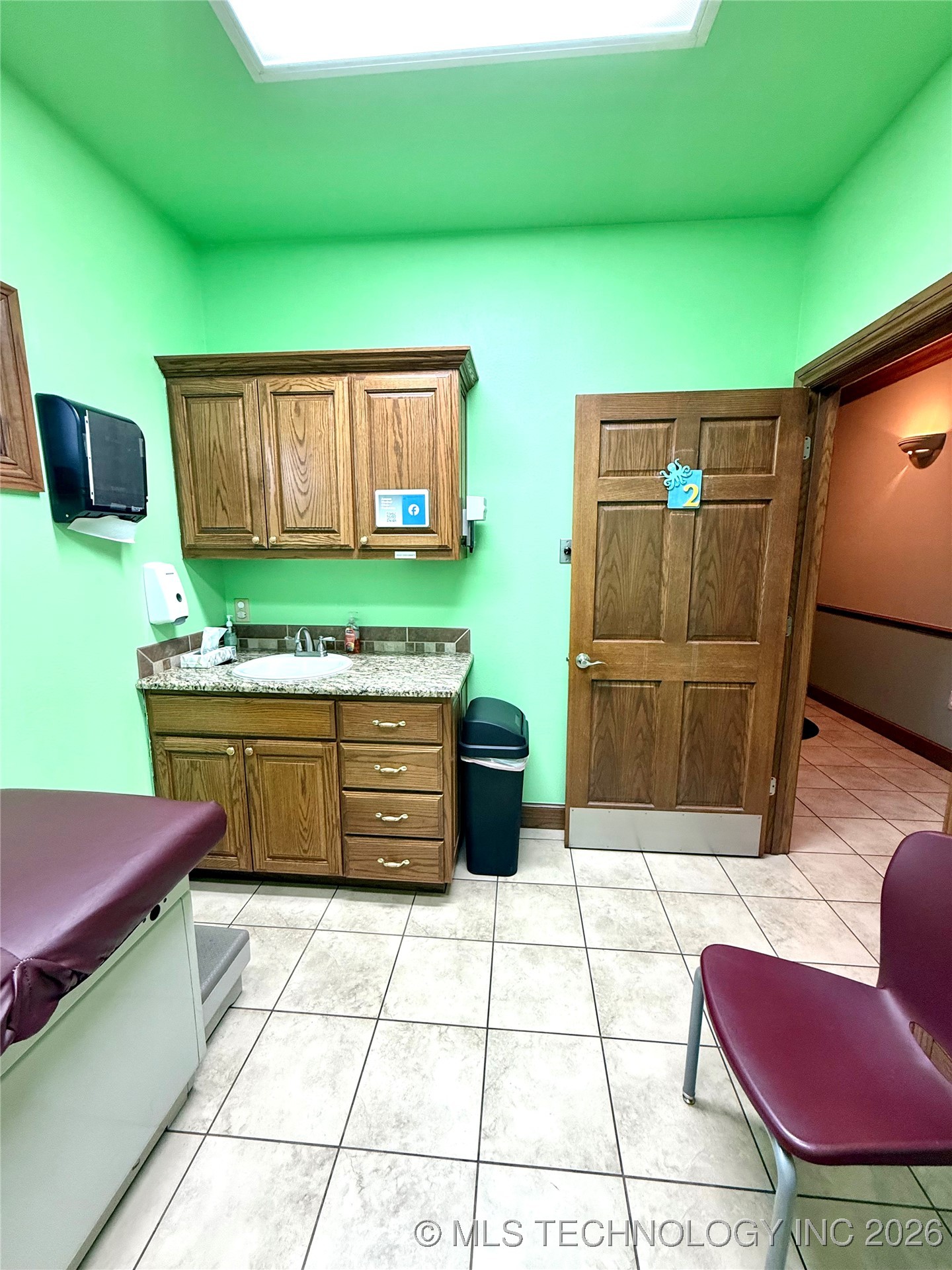 709 E Downing Street Property Photo 19