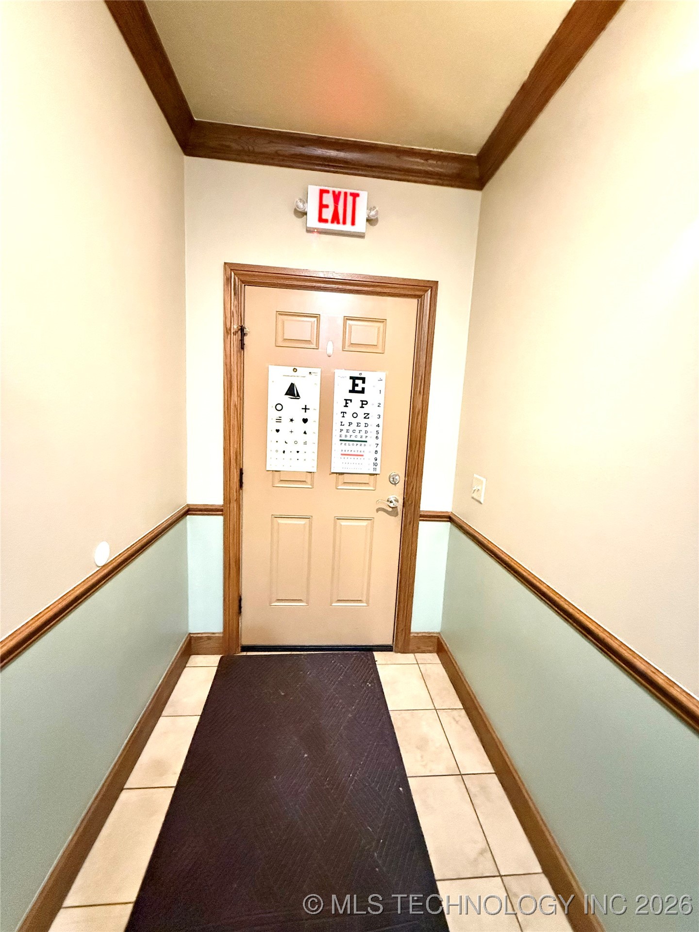 709 E Downing Street Property Photo 22